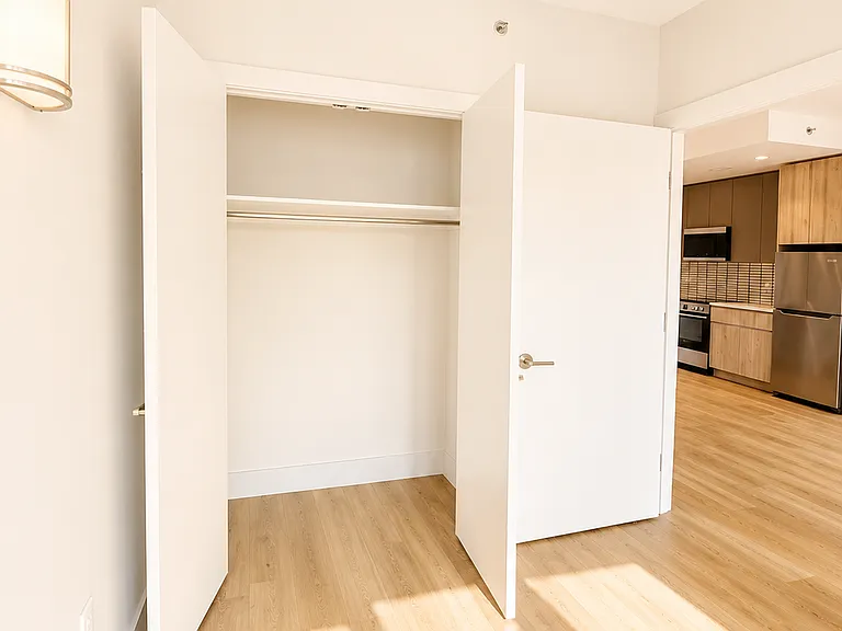 91 Bruckner Blvd #504 — Photo 5