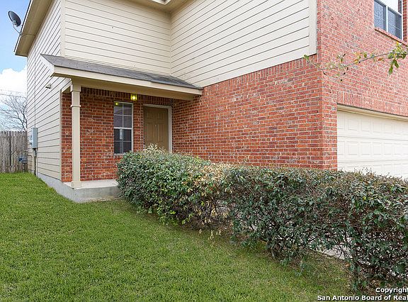 3rd image of 6442 Candleview Ct