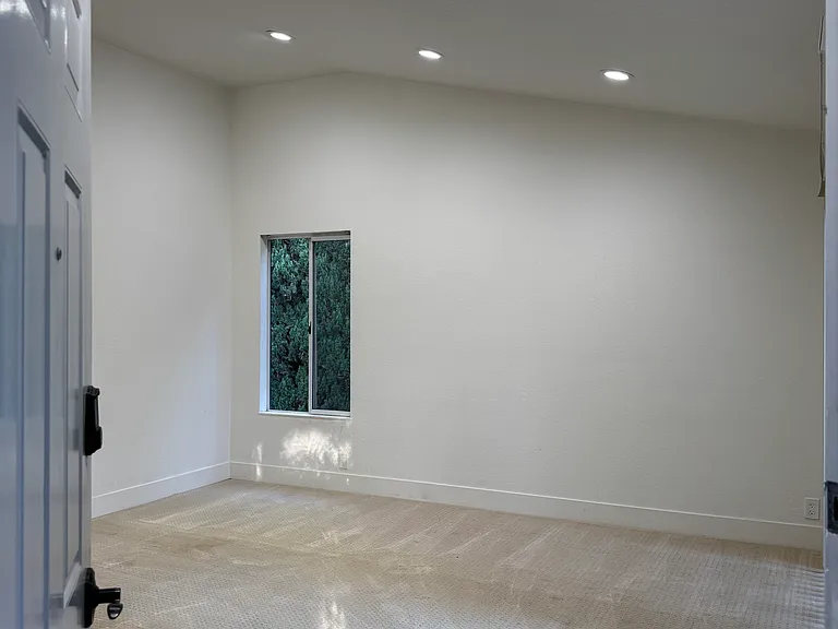 1532 Thornleaf Way — Photo 2