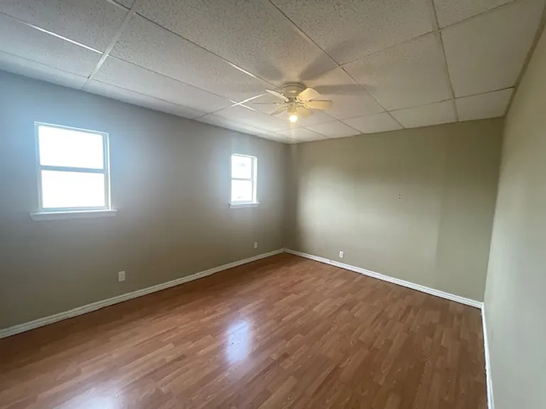 101 S Commonsway Dr #D — Photo 5