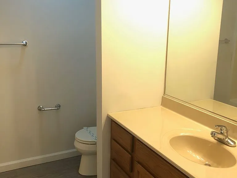 710 IAA — Photo 10
