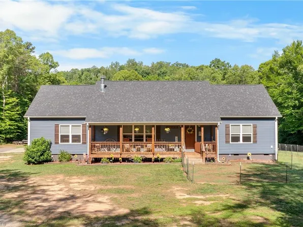 274 Echo Hollar Ln, Westfield, NC 27053