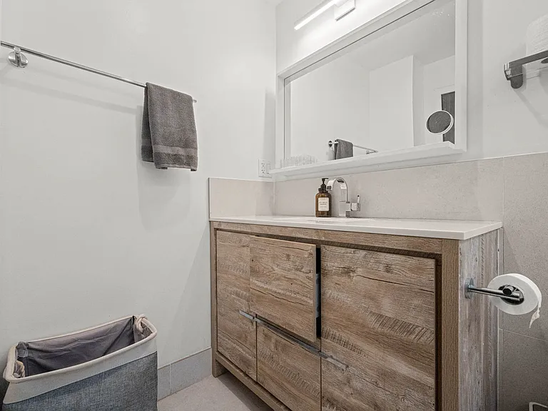 5433 Royer Ave — Photo 33