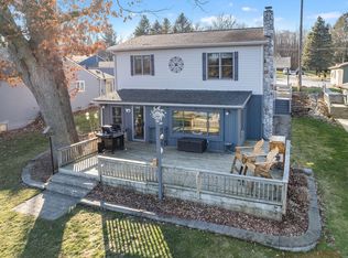 5888 Bullard Rd, Fenton, MI 48430