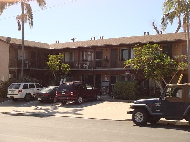 1099 Turquoise apartments