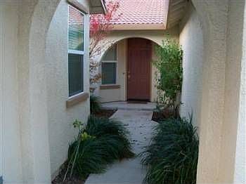 5th image of 415 Allaire Cir