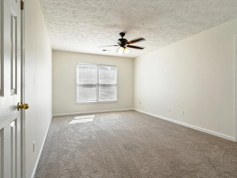 739 Evans View Ln — Photo 21