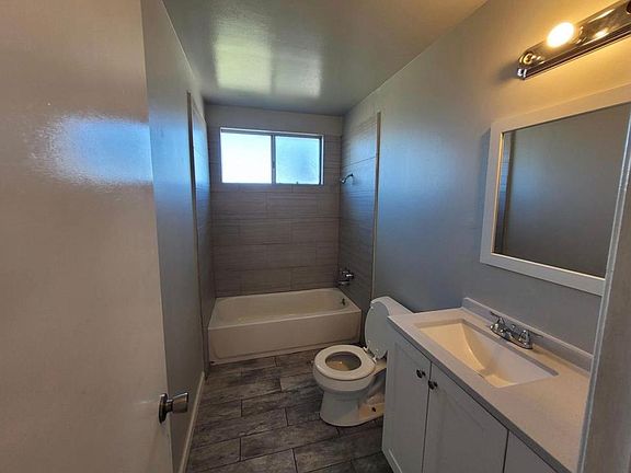 5th image of 104 Missouri St #104