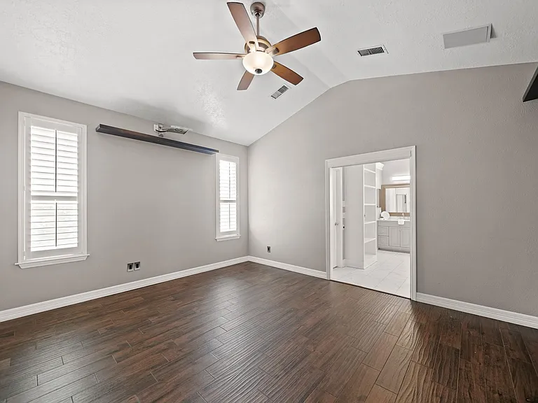 1207 Wildewood Ct — Photo 25