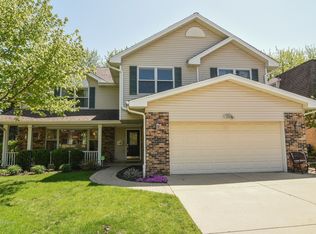 1427 N Walnut Ave, Arlington Heights, IL 60004