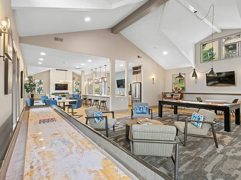 Montrachet Apartment Homes — Photo 12