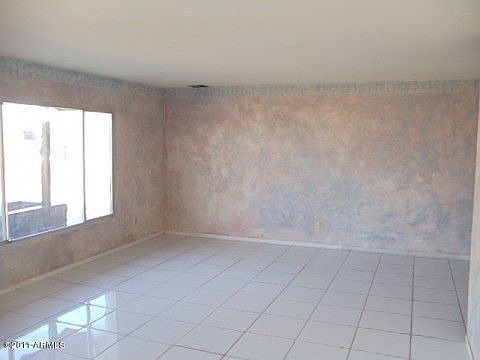 2nd image of 4135 W San Miguel Ave