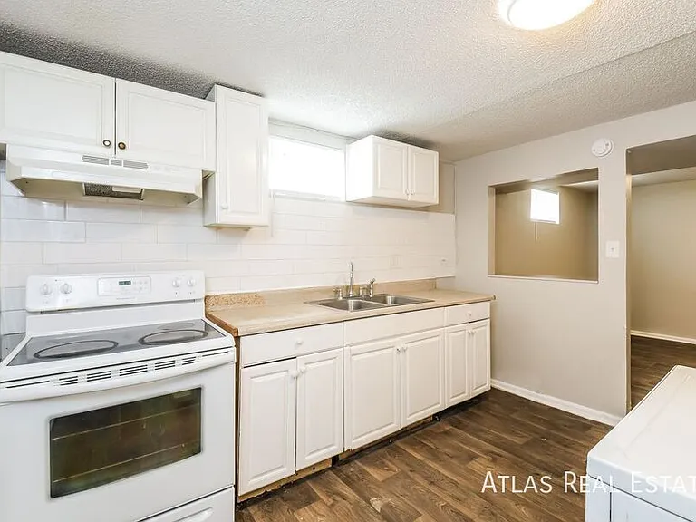 4030 N Kalamath St — Photo 8
