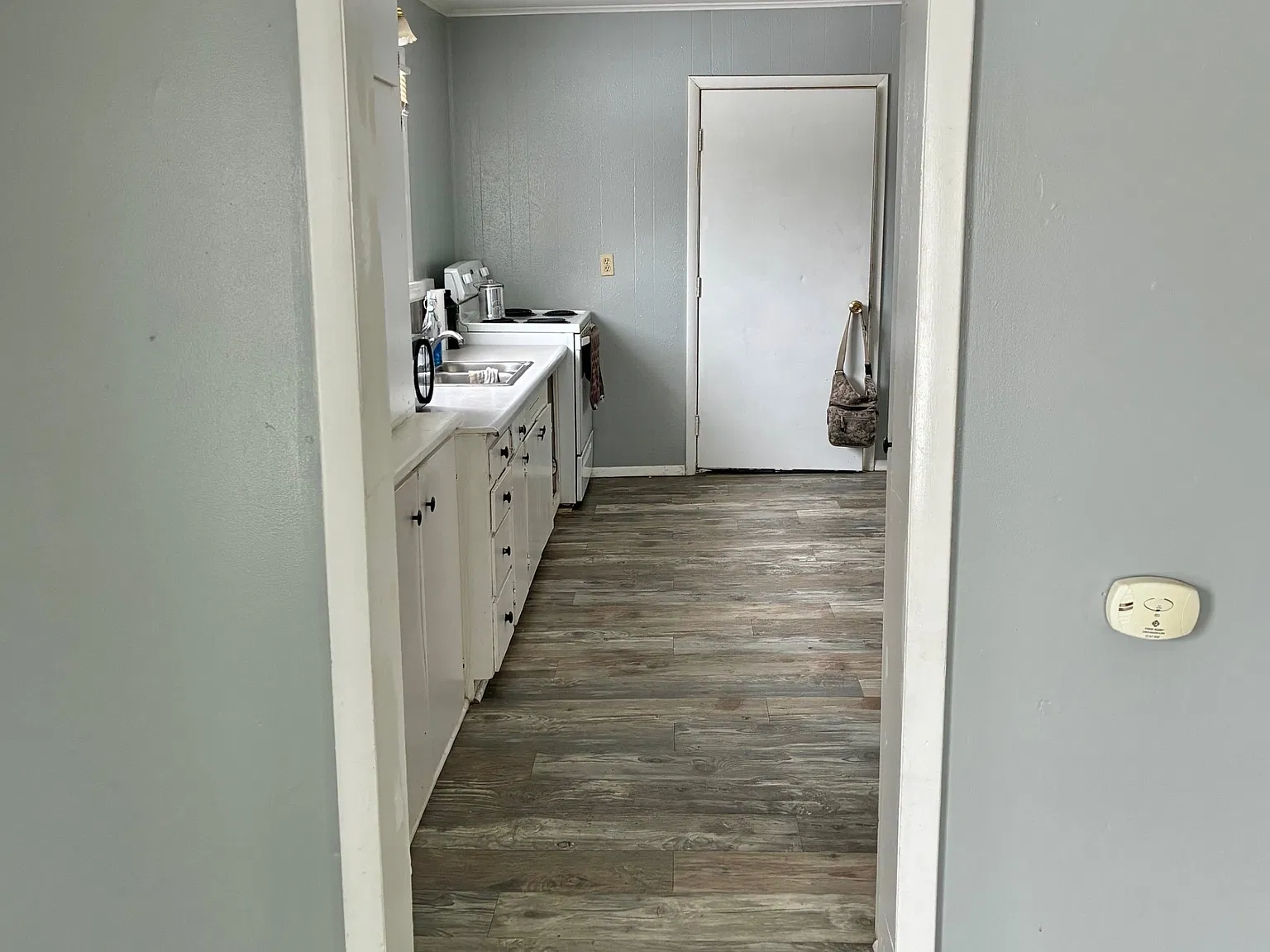 2 bed, 948 sqft, $1,100 — Photo 4