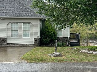 2374 Roberts Bend Rd, Burnside, KY 42519