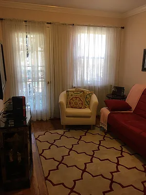 Rented by Voro New York | media 32