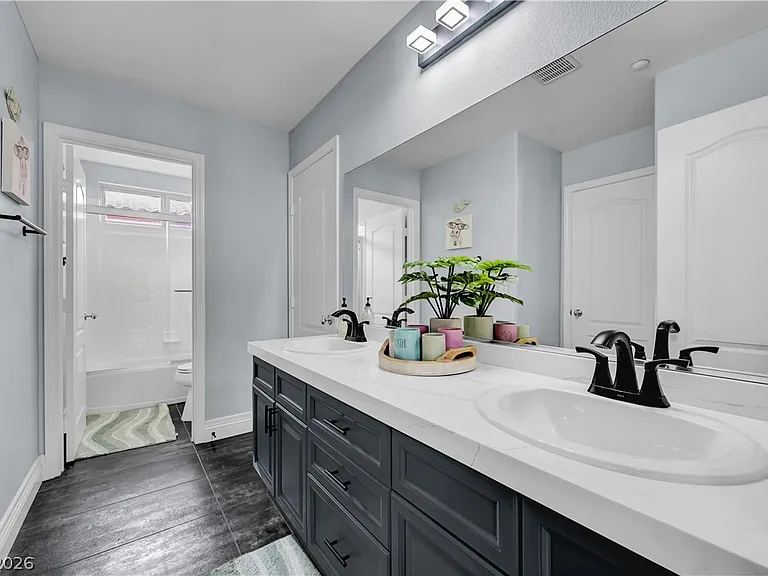 1289 Vietti St — Photo 79
