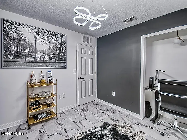 7019 Coldwater Dr — Photo 31