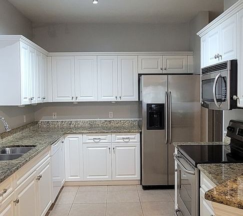 4th image of 1571 NW 29th Rd #1