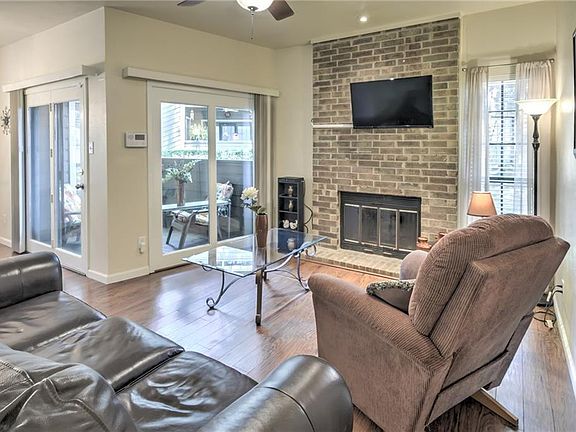 4th image of 1203 Quail Valley Ln Unit 128