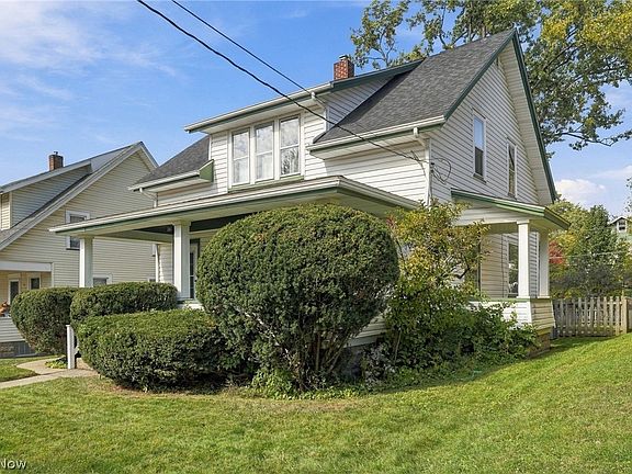 5th image of 304 Commonwealth Ave NE