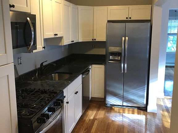 2nd image of 112 Quincy Shore Dr #4
