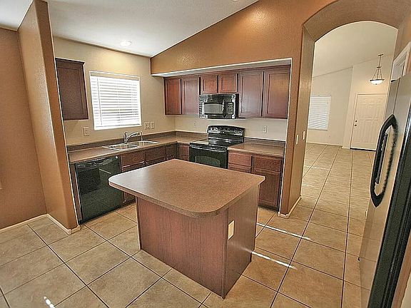 5th image of 9902 W Melinda Ln
