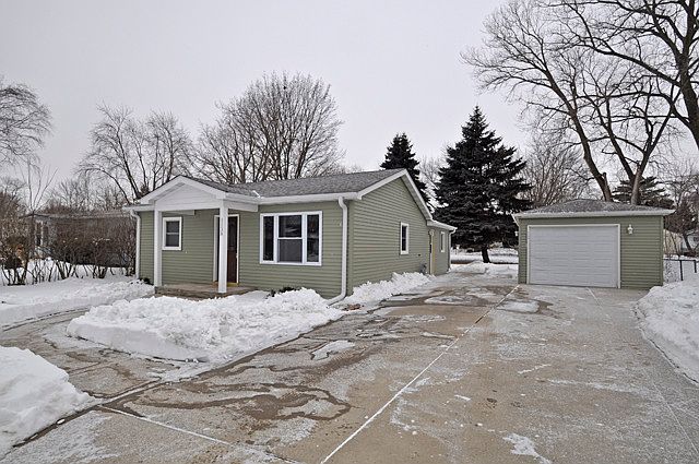 1st image of 1138 Landon Ave