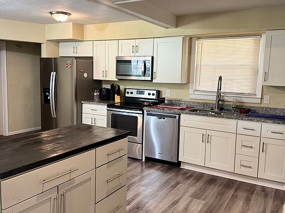 4th image of 4924 Orleans Dr