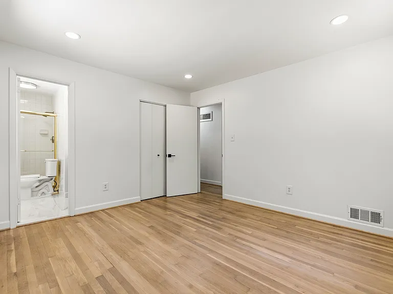 9220 Brian Dr — Photo 29