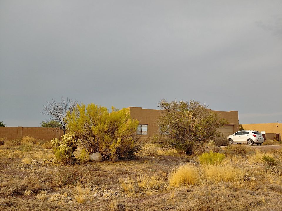 1st image of 22416 W Roberta Dr