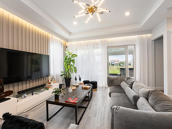 5th image of 8264 Topsail Pl