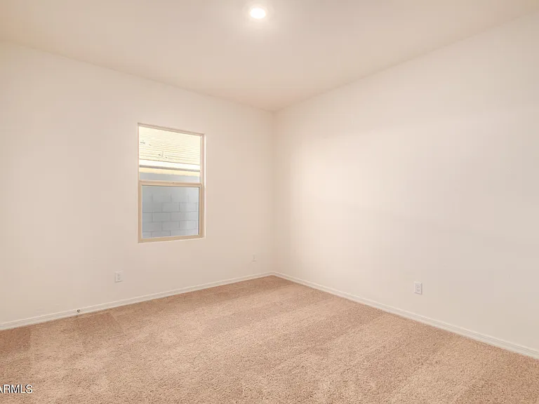 19585 W Annika Dr — Photo 23