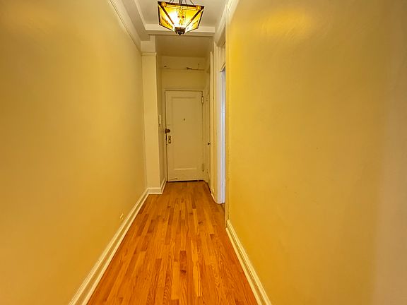 3rd image of 510 W 110th St #4O