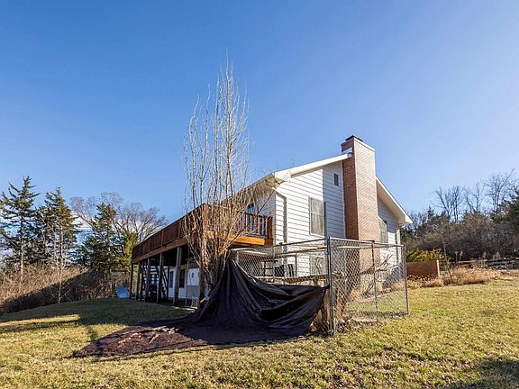 4th image of 2612 Marque Hill Rd