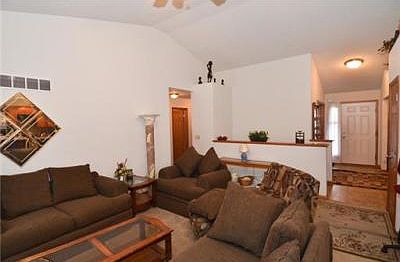 3rd image of 18288 Munich Ponds Dr