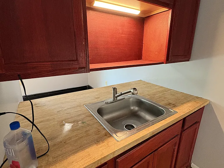 4103 E 4th St #6 — Photo 7