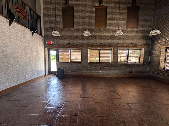 Living room & side entrance