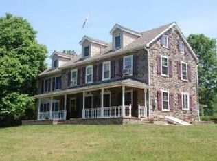 1372 Hendricks Rd, Pennsburg, PA 18073