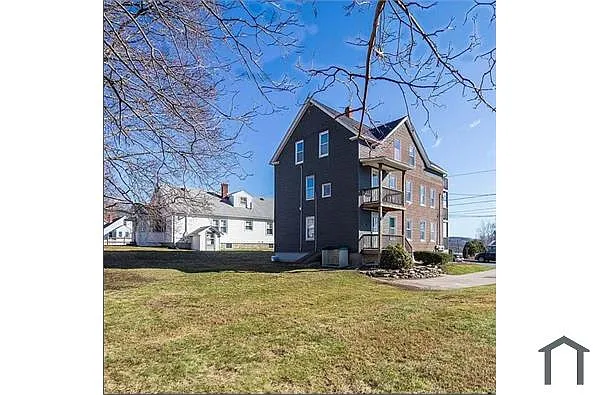 Building Photo - 23 Everett Ave #2
