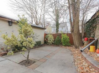 114-44 208th St #114-44, Cambria Heights, NY 11411