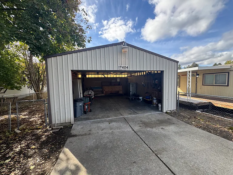 17404 E 6th Ave — Photo 30