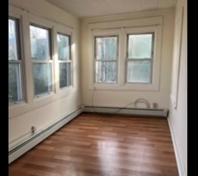12 Prospect St #4 — Photo 1