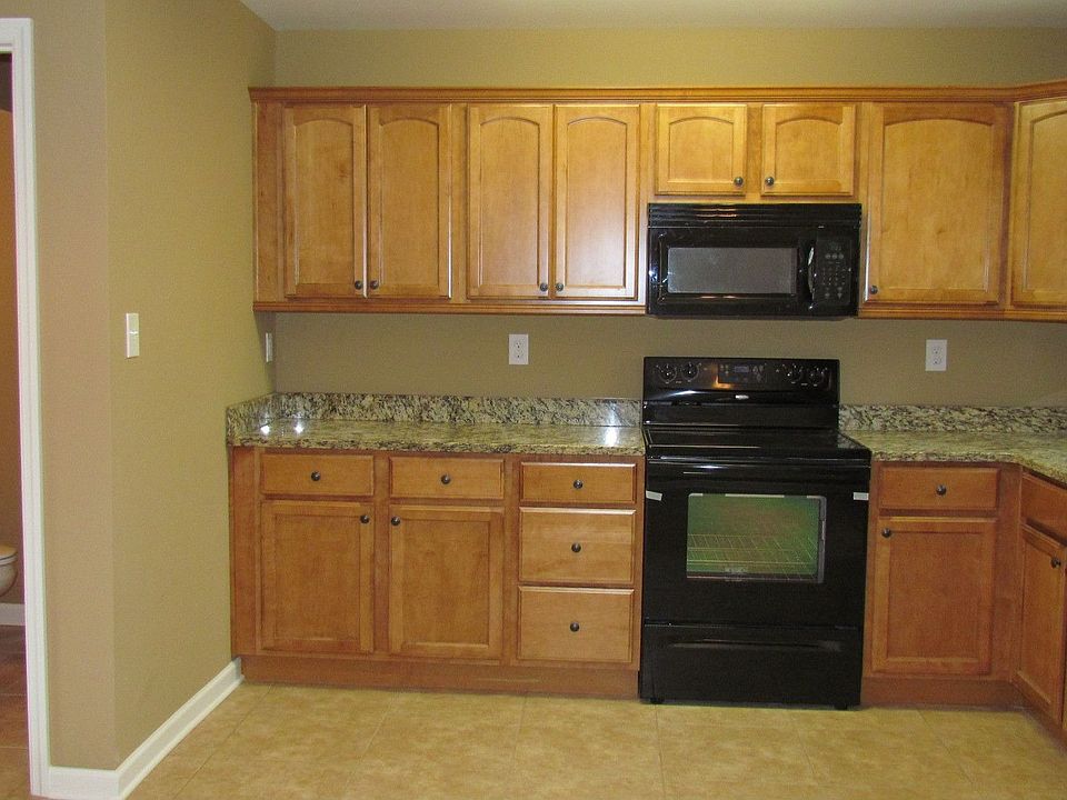 2nd image of 2237 Spring Meadow Ln SE