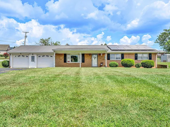 3525 Andrew Ave, Salem, VA 24153