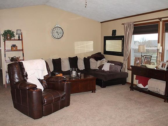 4th image of 321 Ironwood Dr