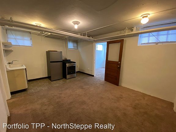 3rd image of 2316 N High St #5413271