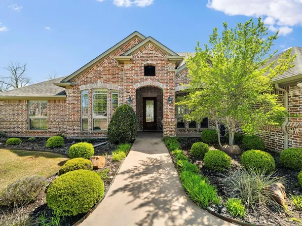5609 Flagstick Dr, Granbury, TX 76049
