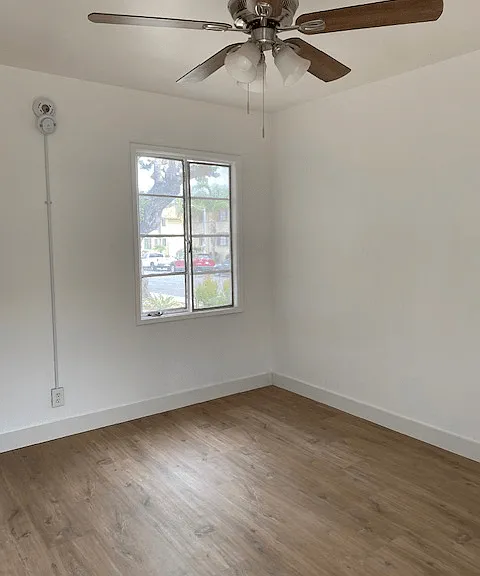 4035-4057 S Muirfield Rd — Photo 10