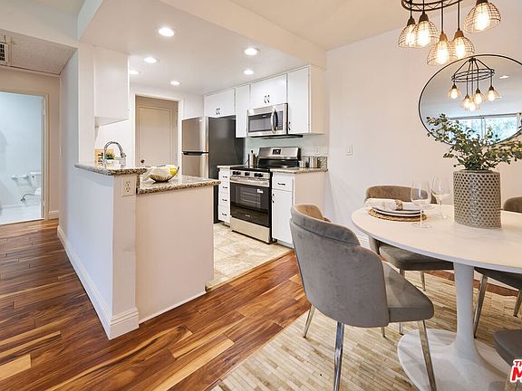 4th image of 8530 Holloway Dr APT 303